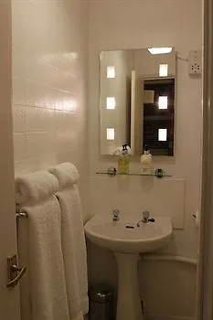 Oyo Lifestyle Hotel Sea Breeze Hove Maison d'hôtes
