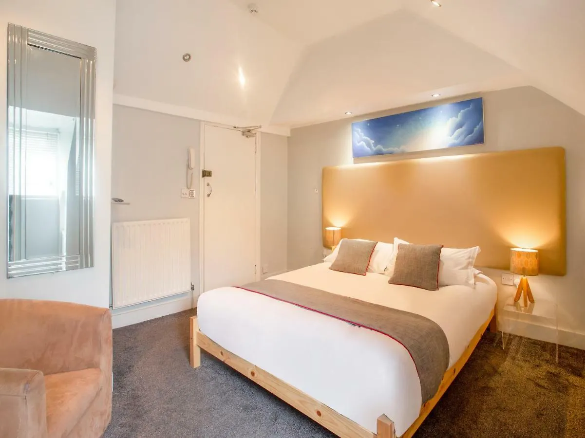 Oyo Lifestyle Hotel Sea Breeze Hove Maison d'hôtes