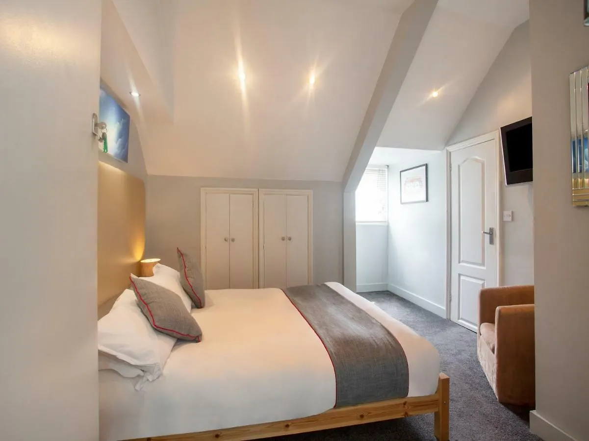 Oyo Lifestyle Hotel Sea Breeze Hove Maison d'hôtes
